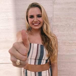 Meet your Posher, Brianna